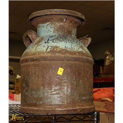 VINTAGE FARM CREAM CAN.