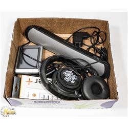 FLAT OF ASSORTED ELECTRONICS.