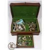 Image 1 : VINTAGE JEWELLERY BOX WITH CONTENTS