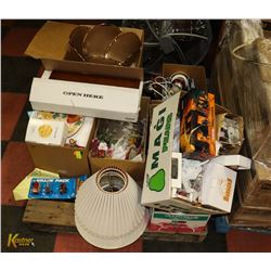 SMALL PALLET OF ESTATE COLLECTIBLES