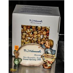 MJ HUMMEL MUSEUM GOEBEL ORNAMENT.