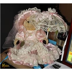 BEARLY PEOPLE COLLECTOR BEAR