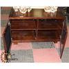 Image 2 : WOODEN TV STAND 42" X 20" X 25.5"