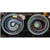 Image 1 : LOT OF 2 ART GLASS PLATES WITH STANDS