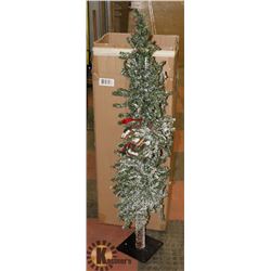 52" CHRISTMAS TREE WITH BIRD HOUSE