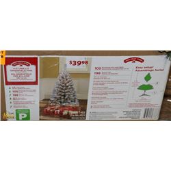 NEW 4FT WHITE CHRISTMAS TREE WITH CLEAR LIGHTS.