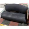 Image 1 : LEATHERETTE MODERN 5FT LOVE SEAT