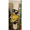 Image 1 : RINO SNOWBOARD WITH BOOTS SIZE 9 1/2