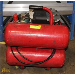 2 GALLON AIR COMPRESSOR 115 PSI, AS IS.