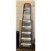Image 1 : FEATHERLITE 8FT STEP LADDER