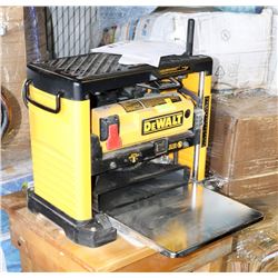 UNCLAIMED MERCHANDISE DEWALT 12" PLANER WITH STAND