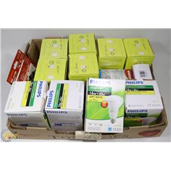 FLAT OF ASSORTED LIGHT BULBS.