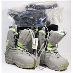 NEW WITH TAG AIR WALK SNOW BOARD BOOTS WITH