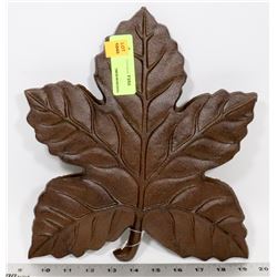 HEAVY CAST MAPLE LEAF STEPSTONE