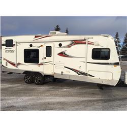 2011 KEYSTONE ENERGY 125LFS 29FT TOY HAULER
