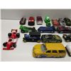 Image 2 : 20 used Hotwheels Type Cars