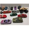 Image 3 : 20 used Hotwheels Type Cars