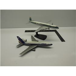 2 Plastic Planes