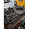 Image 1 : Tool Post
