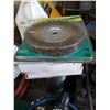 Image 1 : Lot of 2 Wires Brusches & 2 Green Grinding Wheel