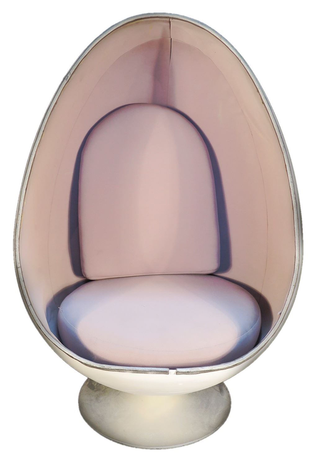 egg shell chairs for sale on Egg Pod Chair From Men In Black