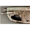 Image 2 : Divergent (2014) - Rubber Stunt Rifle