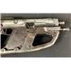 Image 5 : Divergent (2014) - Rubber Stunt Rifle