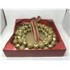 Image 1 : 18inch Jingle Bell Wreath with Bow