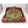 Image 1 : 18inch Jingle Bell Wreath with Bow