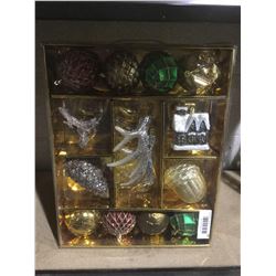 Home Accents Holiday 14 Piece Shatter-Resistant Ornaments