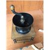 Image 3 : Vintage Hand Crank Coffee Grinder