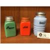 Image 2 : Mismatched lot of 3 Salt & Pepper Shakers