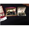 Image 2 : 4 Vintage Jewelry Boxes filled with Vintage Jewelry