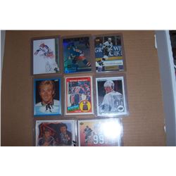 Lot of 8 Wayne Gretzky Hockey cards