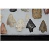 Image 5 : Lot of Approximately 28 Arrowheads, Central Missouri