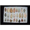 Image 1 : Lot of Approximately 24 Arrowheads