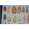 Image 2 : Lot of Approximately 24 Arrowheads