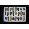 Image 1 : Lot of Approximately 24 Arrowheads, Central Kentucky