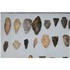 Image 2 : Lot of Approximately 60 Kentucky Arrowheads