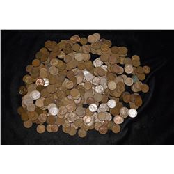 Lot of Unsorted, Circulated Wheat Pennies,