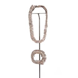 Metal jewelry ensemble