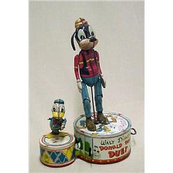 Donald Duck Duet; tin wind-up toy; Marx Made in U