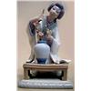 Image 2 : Lladro "Oriental Girl" L.No 4840 7 1/2"  open edi