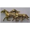 Image 1 : 18K gold and diamond double horse pin measures 1 
