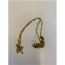 10K CHAIN 18  WITH 10K LEAF PENDANT RV $350.00