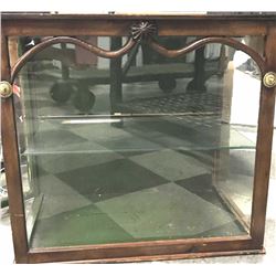 19PR-19 OAK SHOWCASE
