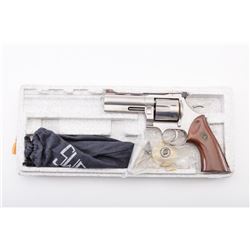 19OZ-24 DAN WESSON DA REVOLVER