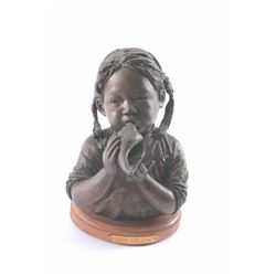 19KI-4 BRONZE OF GIRL