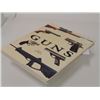 Image 3 : Gun Collector's Book "GUNS"