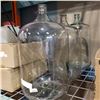 Image 2 : 3 GLASS CARBOYS